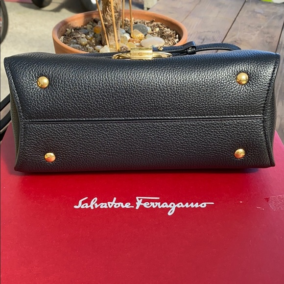 “SOLD” Salvatore Ferragamo Margot Bag - Picture 7 of 13
